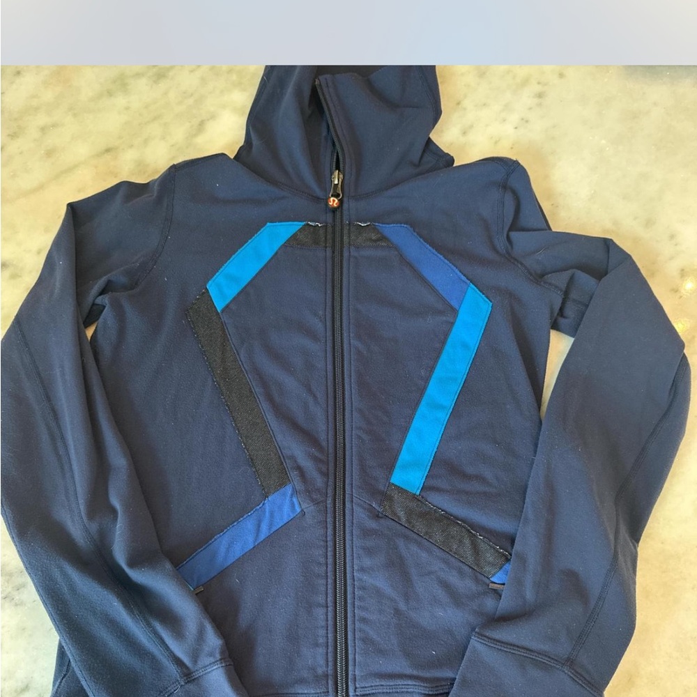 Lululemon Blue and Black Jacket